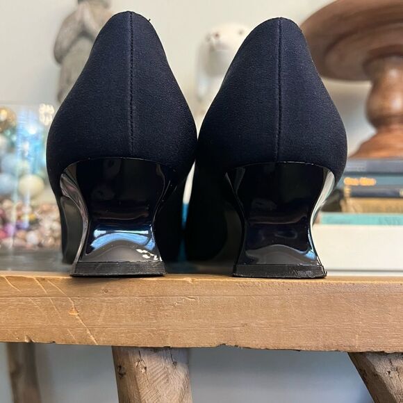 Stuart Weitzman Navy Blue Fabric Heel Pumps  Bows SZ 7 AA - Picture 4 of 11